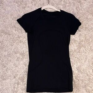 lululemon athletica Black Short Sleeve Tee